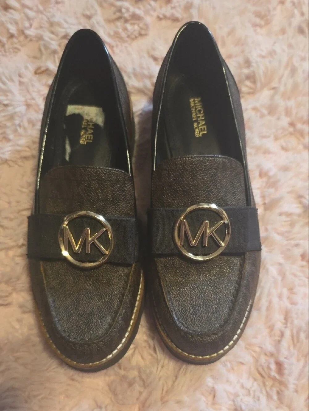 Michael Kors stylish brown